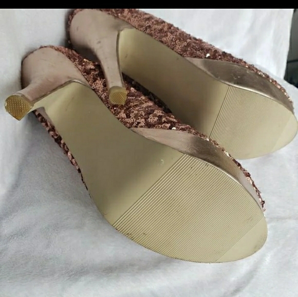 Olsenboye Size 7 Platform Heels - Picture 7 of 7